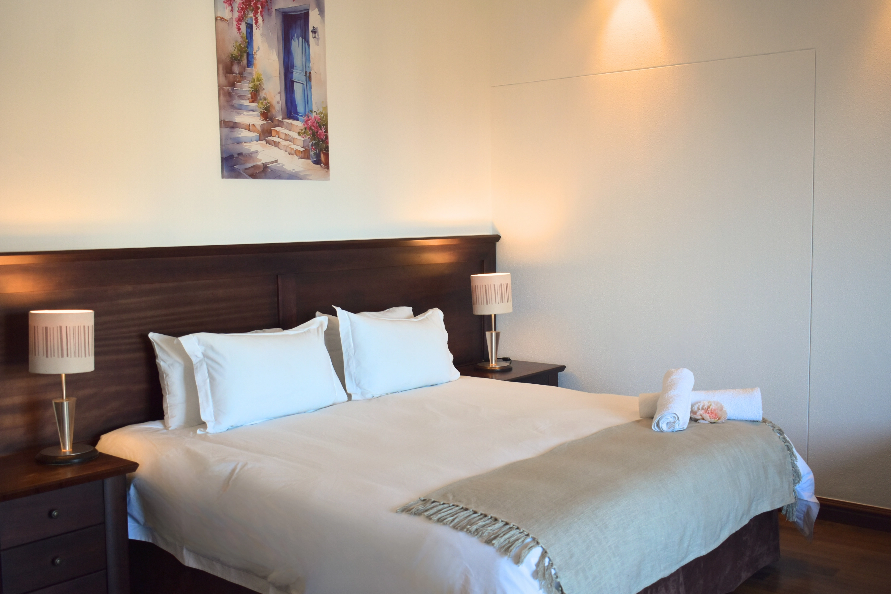 Deluxe Room at Whalephin Hotel